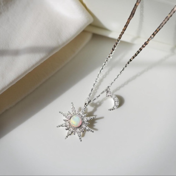Jewelry - The Sun Star Pendant Necklace